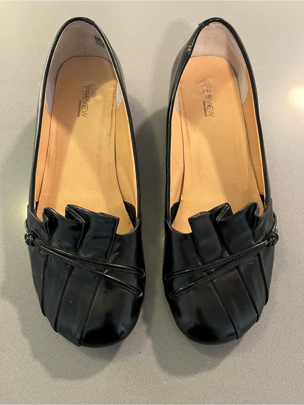 Preview International Black Shoes-GUC-size 9